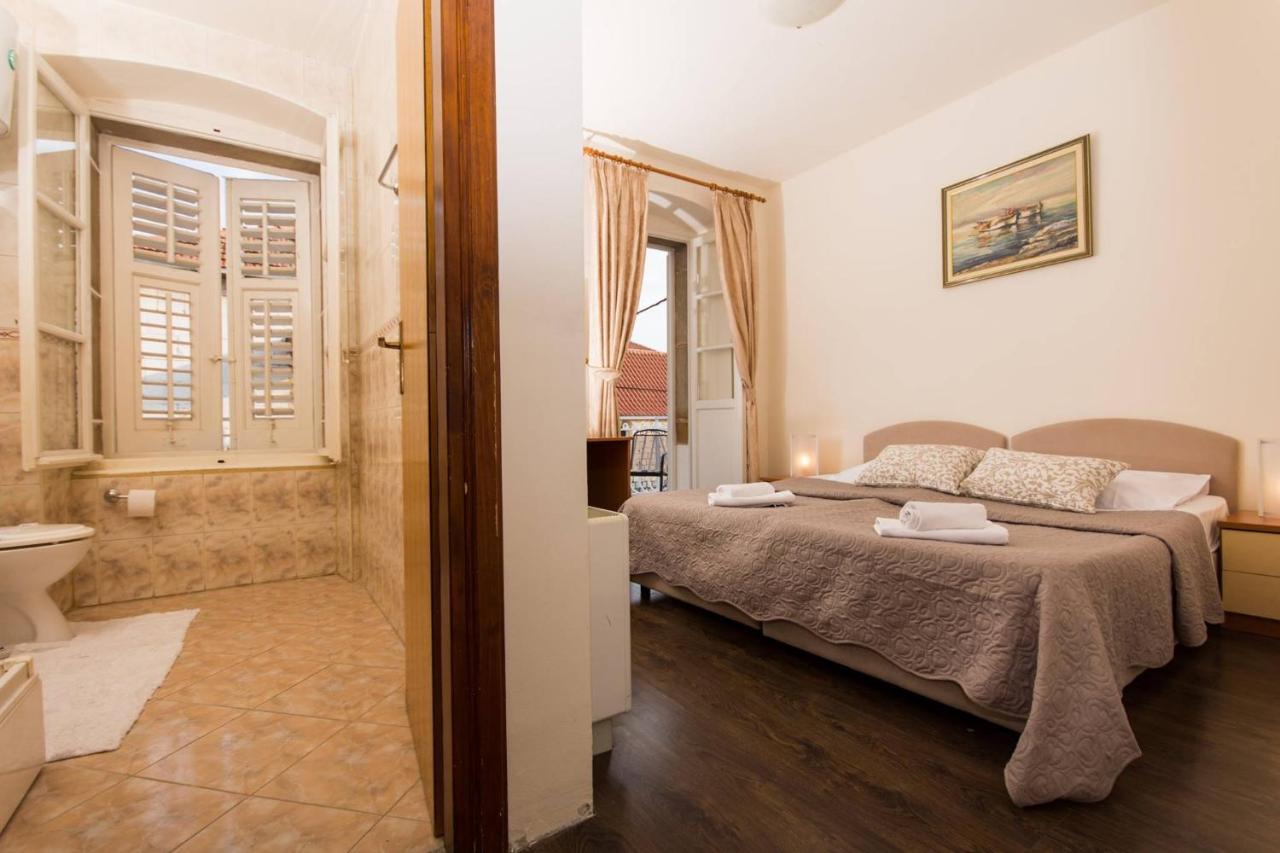 Vila Liza Bed and Breakfast Trogir Exterior foto