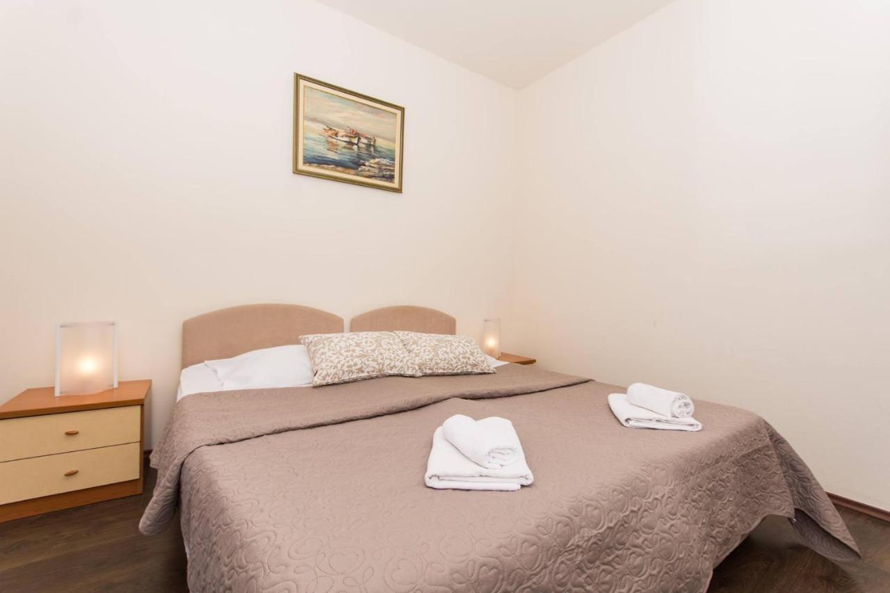 Vila Liza Bed and Breakfast Trogir Exterior foto