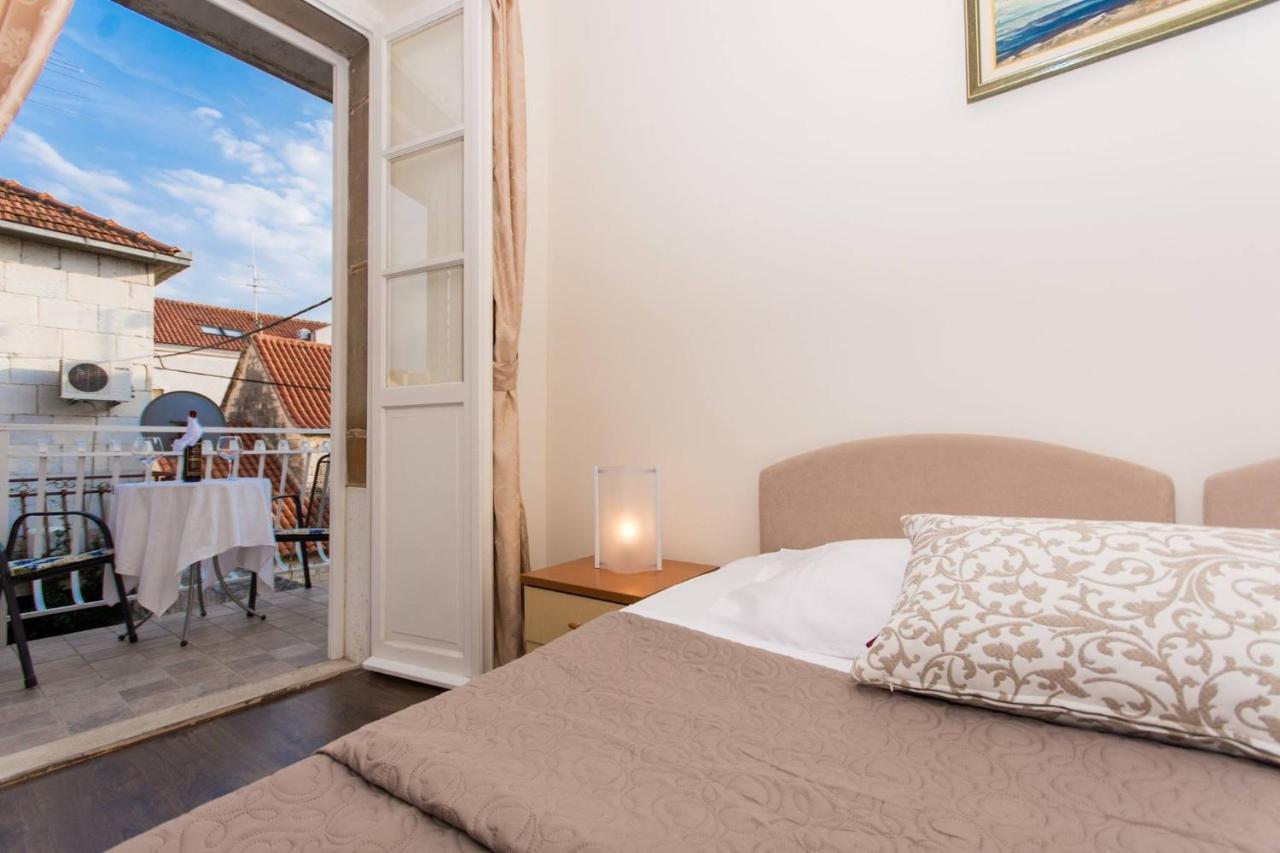 Vila Liza Bed and Breakfast Trogir Exterior foto