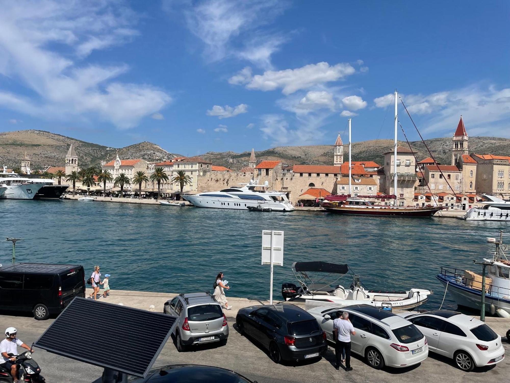 Vila Liza Bed and Breakfast Trogir Exterior foto